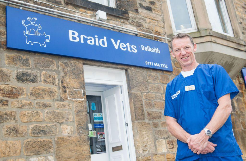 Mike-Hall-outside-Braid-Vets-1024x669